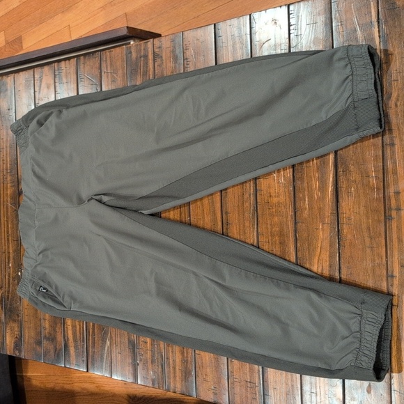 Athleta Brooklyn joggers - Picture 3 of 10